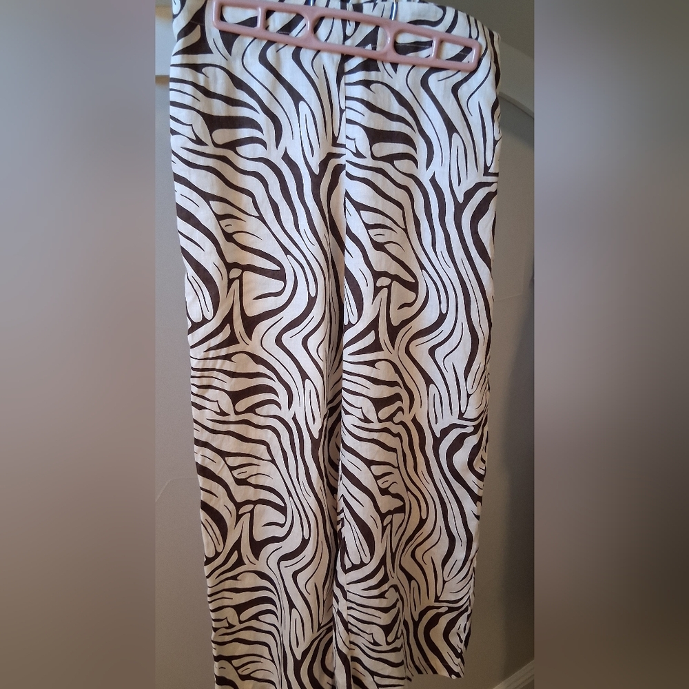 Tahari Linen Brown and White Animal Print Wide Leg Pants Size S